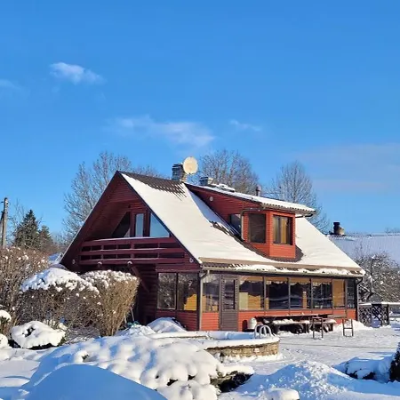 Puhketalu Kompleks Сasa de vacaciones