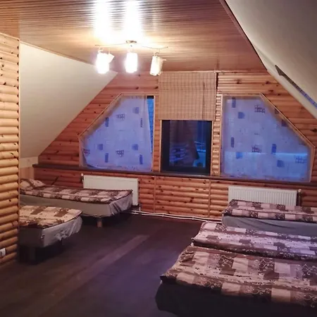 Puhketalu Kompleks Сasa de vacaciones Atsalama